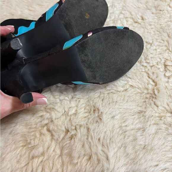 Ashro Black and Blue Heels with Lace-Up Design - Picture 4 of 5